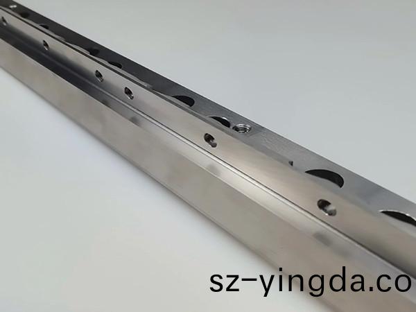 固定(ding)刀(dao)架(jia)，定刀架(jia)，得人(ren)精工定(ding)製(zhi)切粒機(ji)配件(jian)